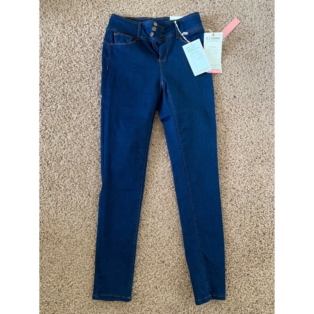 Fashion Nova stretchy jeans